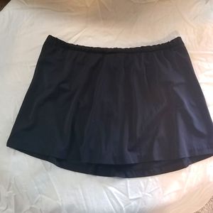 Full coverage swim skirt